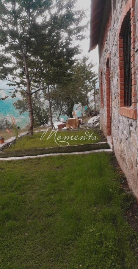 Guesthouse Freskia Theth Bagian luar foto