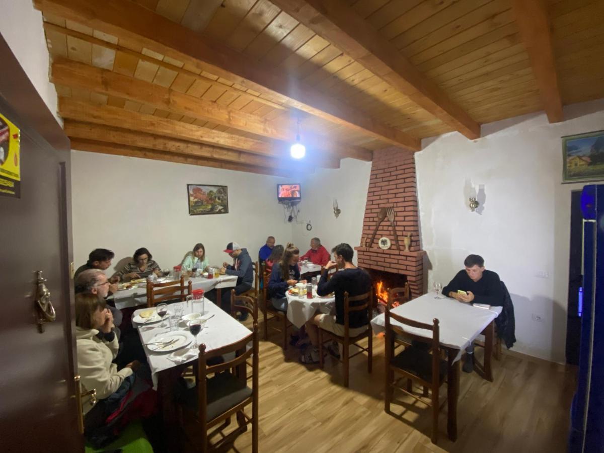 Guesthouse Freskia Theth Bagian luar foto