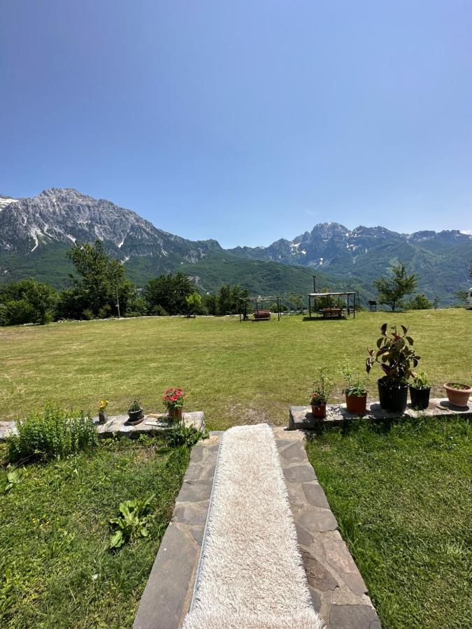 Guesthouse Freskia Theth Bagian luar foto